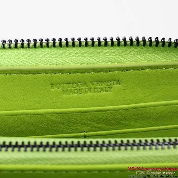 Bottega Veneta Intrecciato Nappa Continental Wallet BV1008 Green
