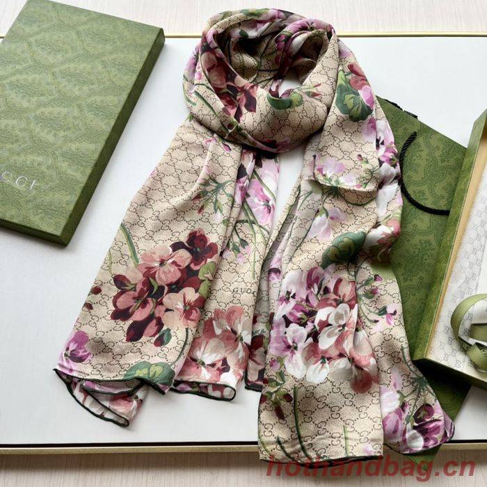 Gucci Scarf GUC00077