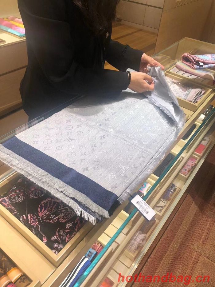 Louis Vuitton Scarf LVC00320