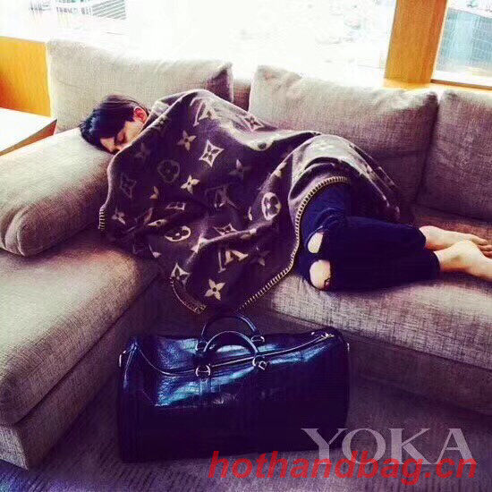 Louis Vuitton Blanket LVC00352