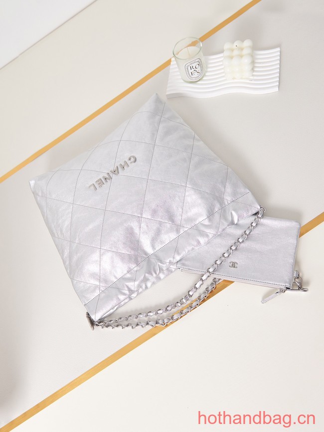 CHANEL 22 HANDBAG AS3261 white