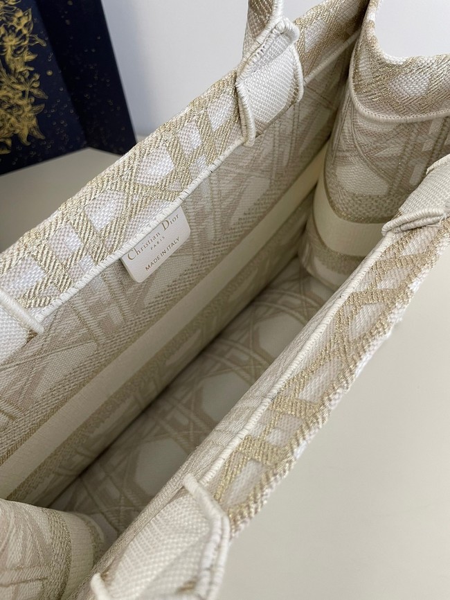 Medium Dior Book Tote White and Gold-Tone Macrocannage Embroidery M1296ZZ