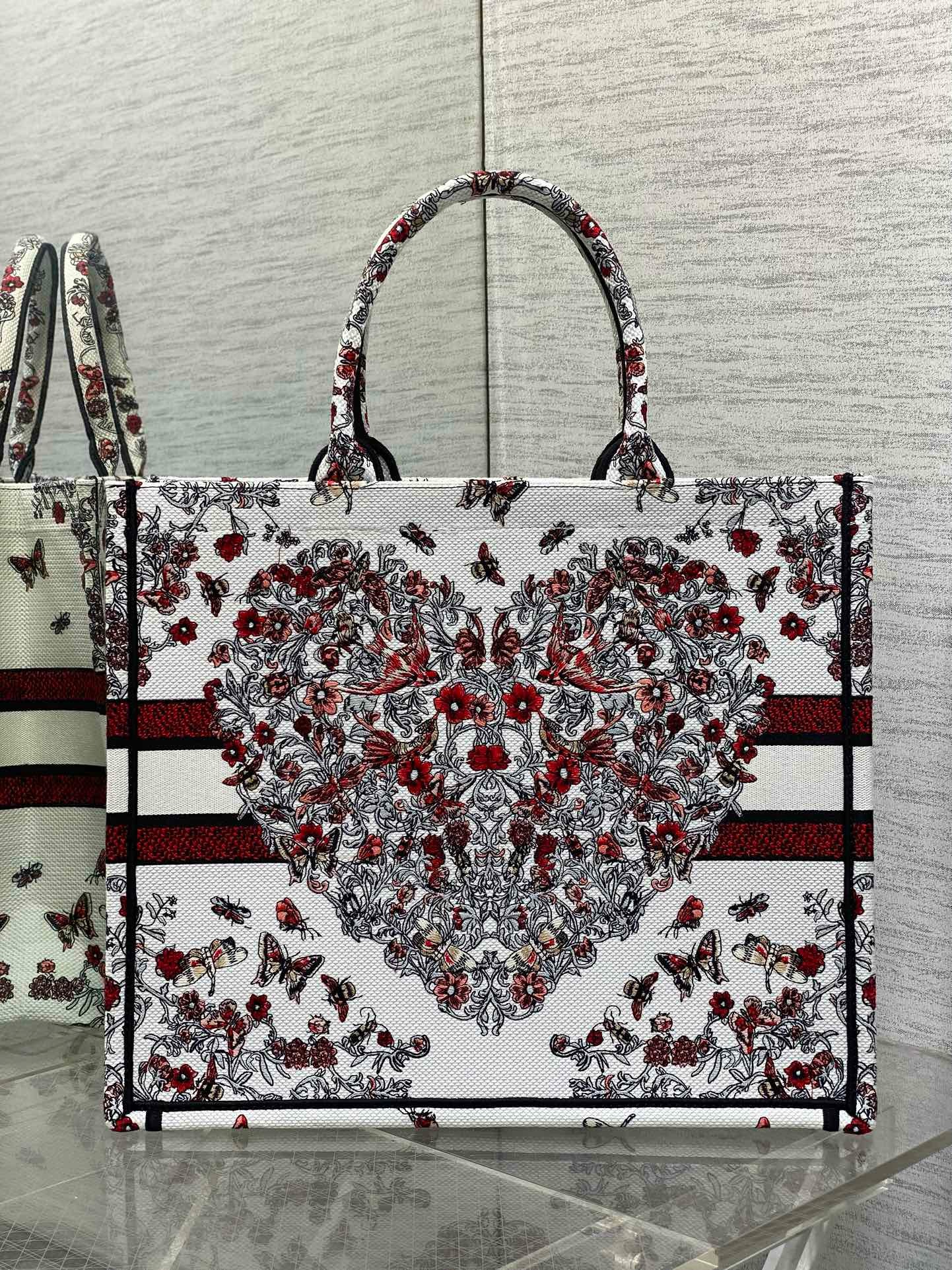 Large Dior Book Tote Embroidery with Multicolor M1286ZEDX