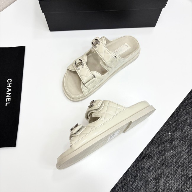 Chanel WOMENS SANDAL 55871-4