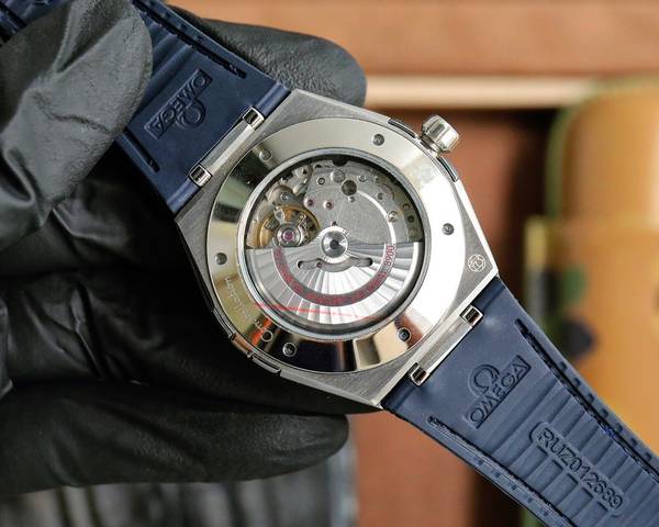 Omega Watch OMW00862