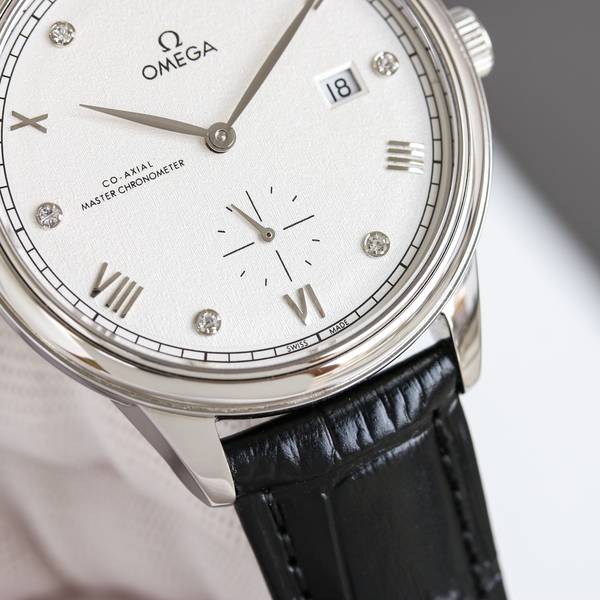 Omega Watch OMW00874