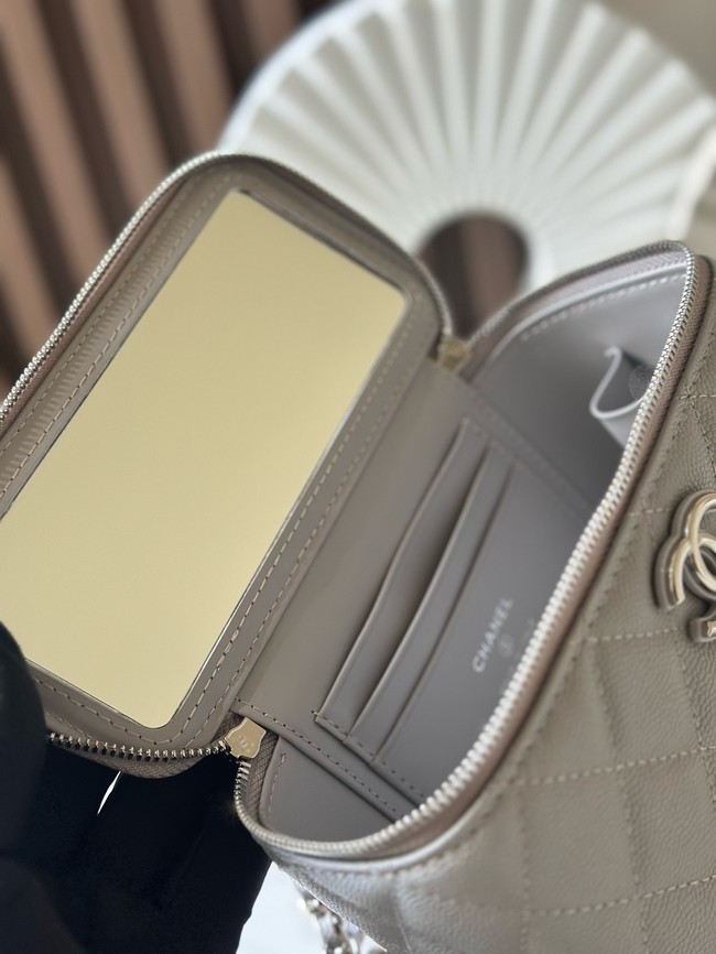 Chanel CLUTCH WITH CHAIN 66029 gray