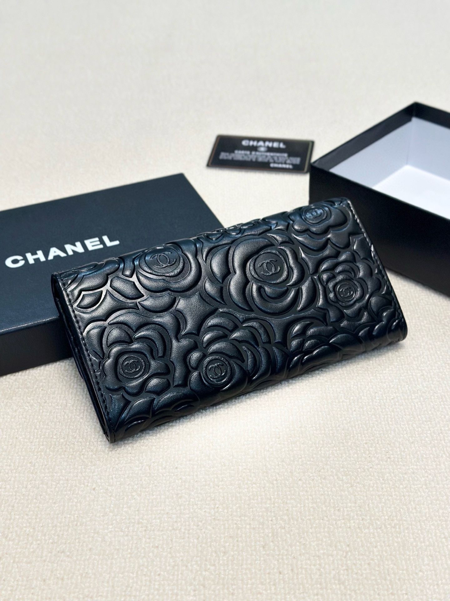 Chanel Original Leather Camellia Wallet C39020 Black