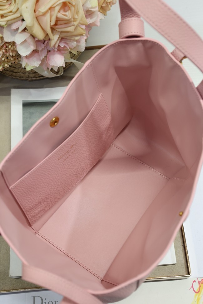 Dior Medium Signature Bucket Bag Grained Calfskin M2841USKU pink
