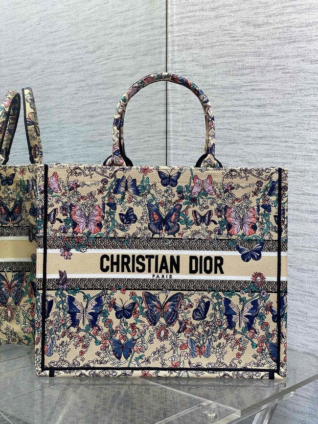 Large Dior Book Tote Embroidery Embroidery M1286ZEDX-1