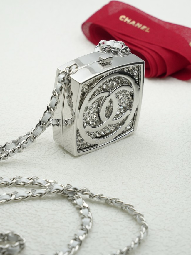 Chanel Lipstick pouch CE16657