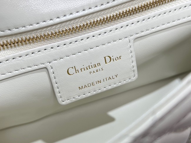 Small Soft Dior Caro Bag Macrocannage Lambskin M9252UHPA Latte