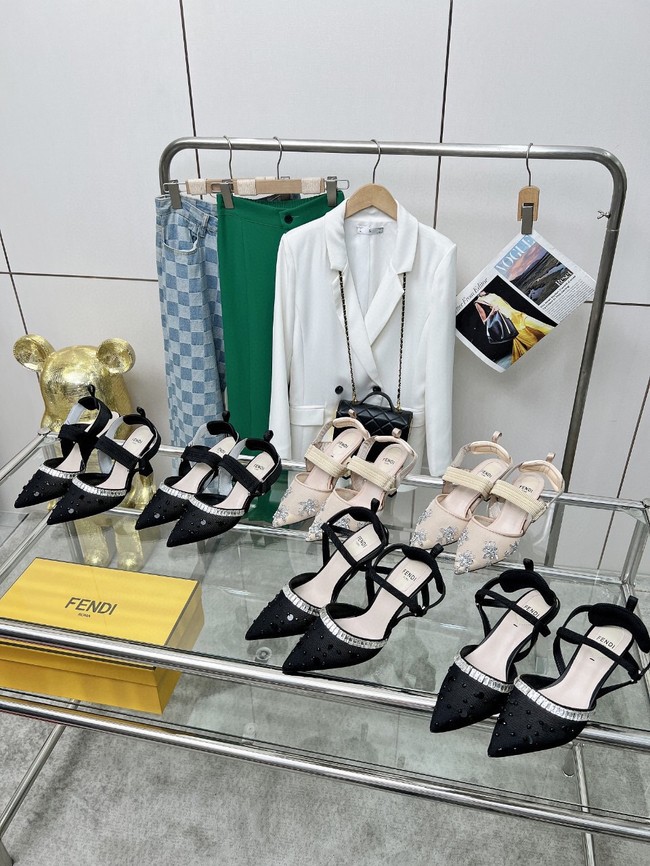 Fendi WOMENS SANDAL 44966-9
