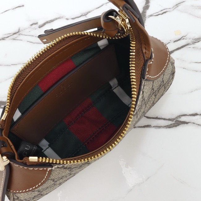 GUCCI GG CANVAS SMALLShoulder Bag 820698 brown