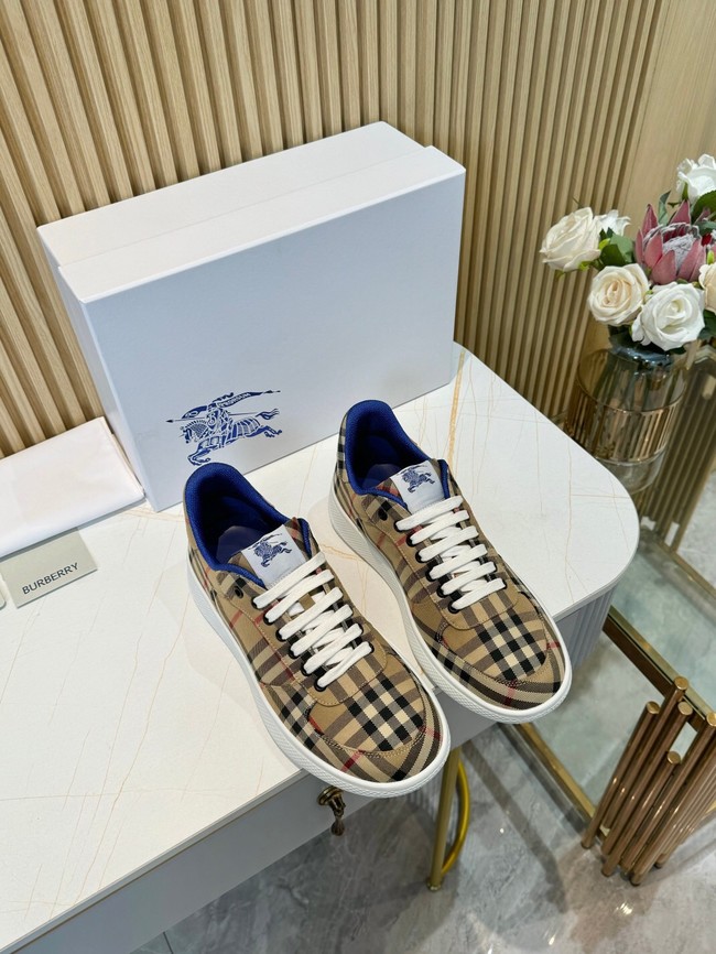 BurBerry Mens Flat shoes 43995-1