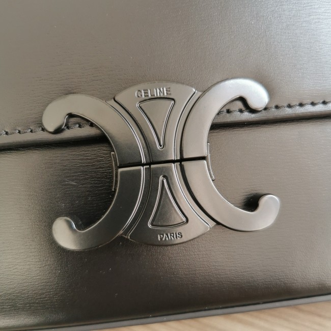 Celine CHAIN SHOULDER BAG TRIOMPHE IN SHINY CALFSKIN 197992 black&black Hardware