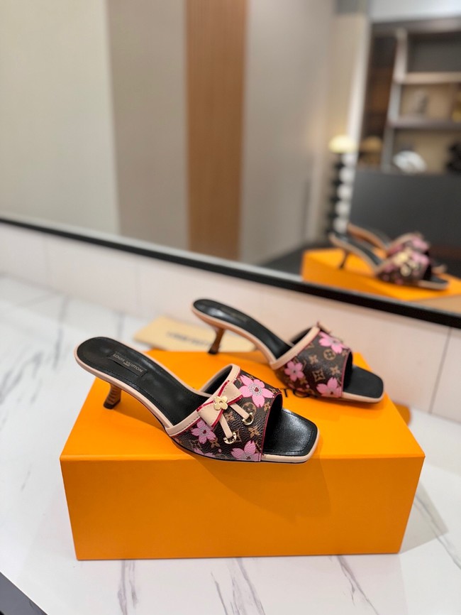 Louis Vuitton Slippers 45001-13