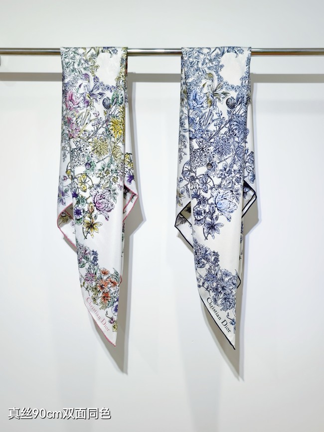 Dior Star 70 Square Scarf KY070