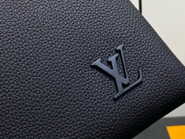 Louis Vuitton Pochette Voyage Souple M25943 black