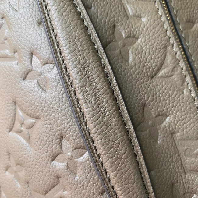 Louis Vuitton NEW Pochette Metis East West M25910 Smoke