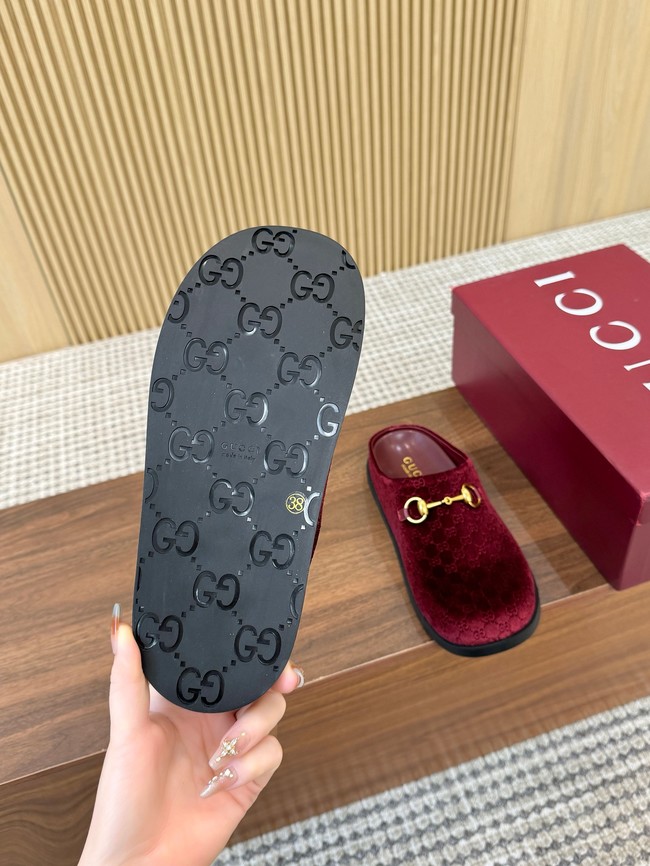 Gucci Slippers 45063-4