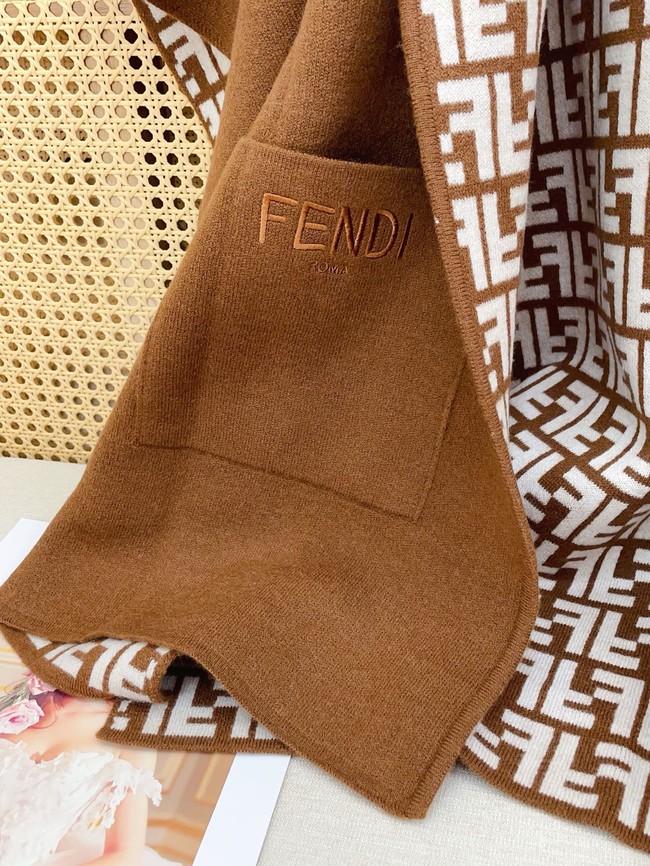 Fendi Cashmere cape FXX724