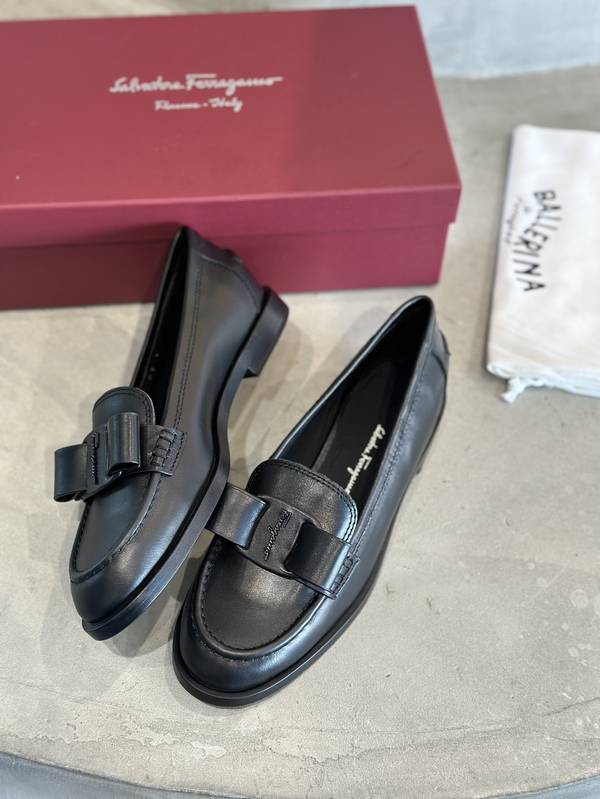 Ferragamo Shoes FMS00096