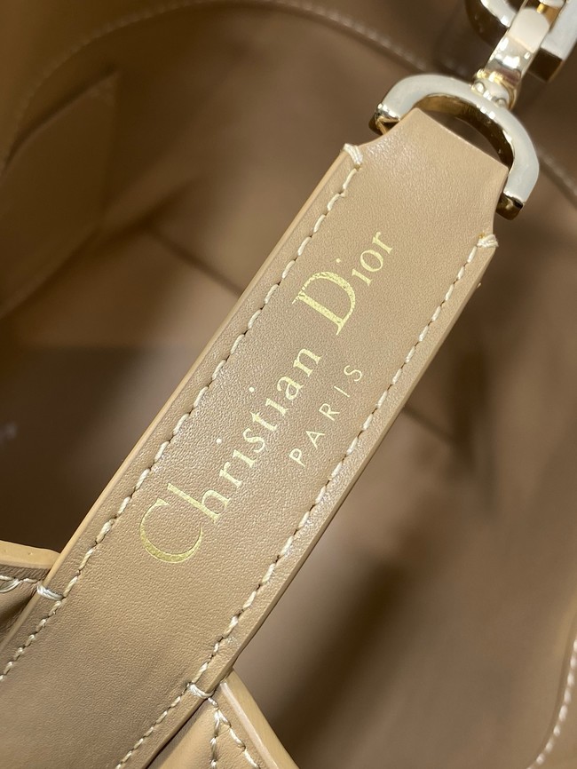 Small Dior Toujours Vertical Tote Bag Macrocannage Crinkled Calfskin M2835 Apricot