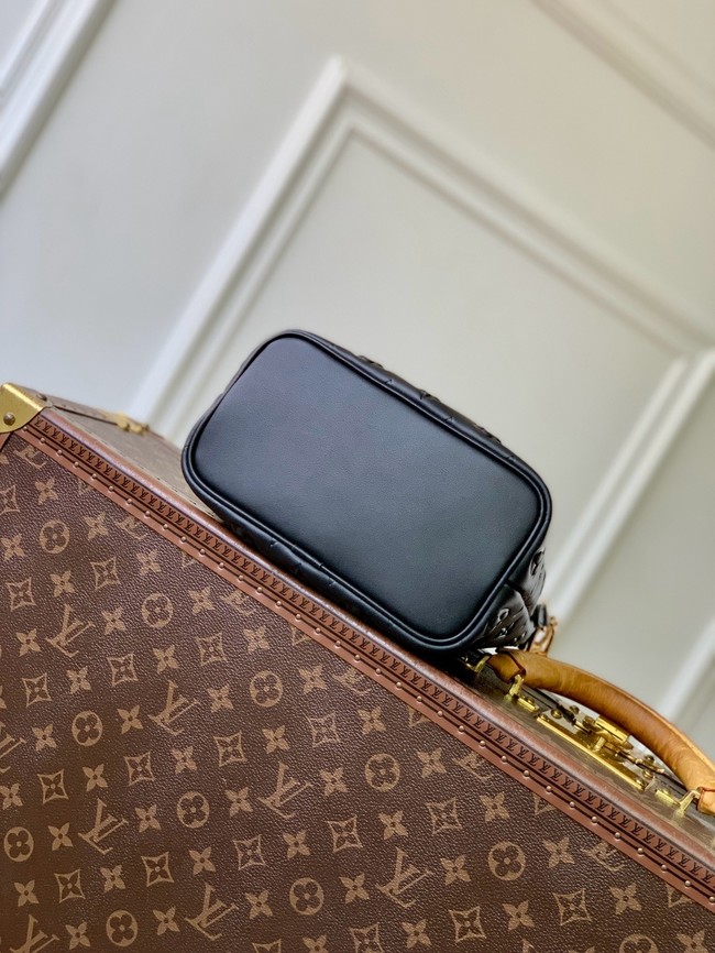 Louis Vuitton Coussin Bucket M26216 black