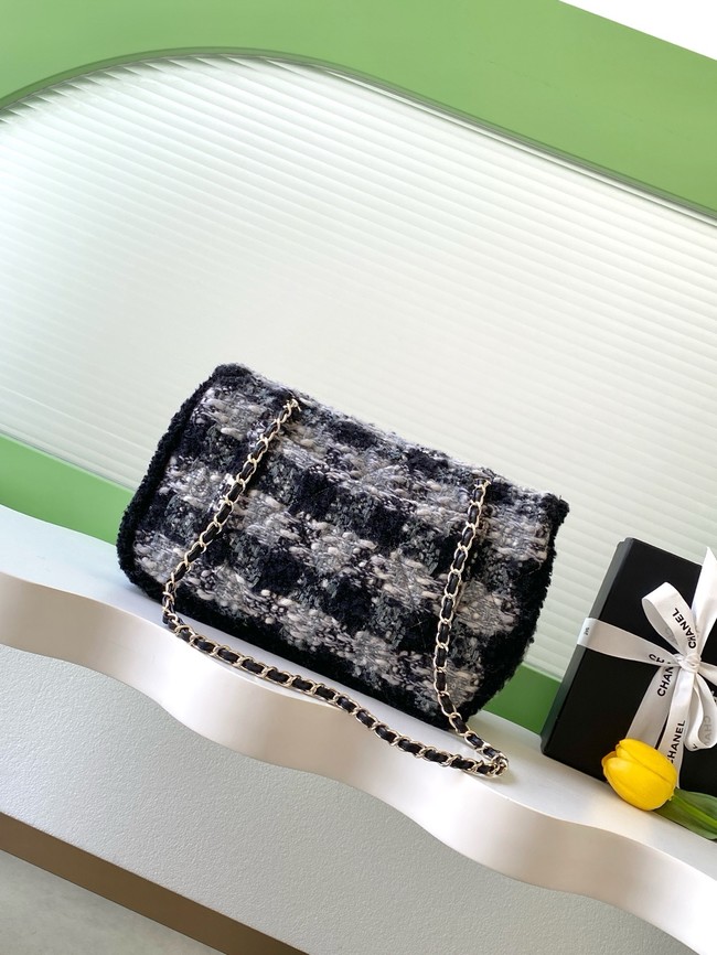 CHANEL Maxi Flapbag AS5687 Black & Grey