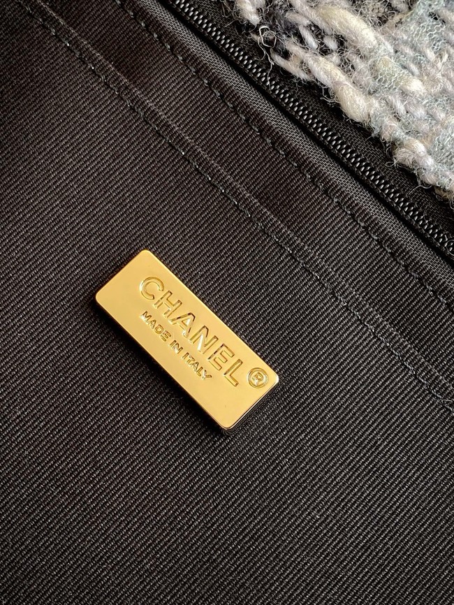 CHANEL Maxi Flapbag AS5687 Black & Grey