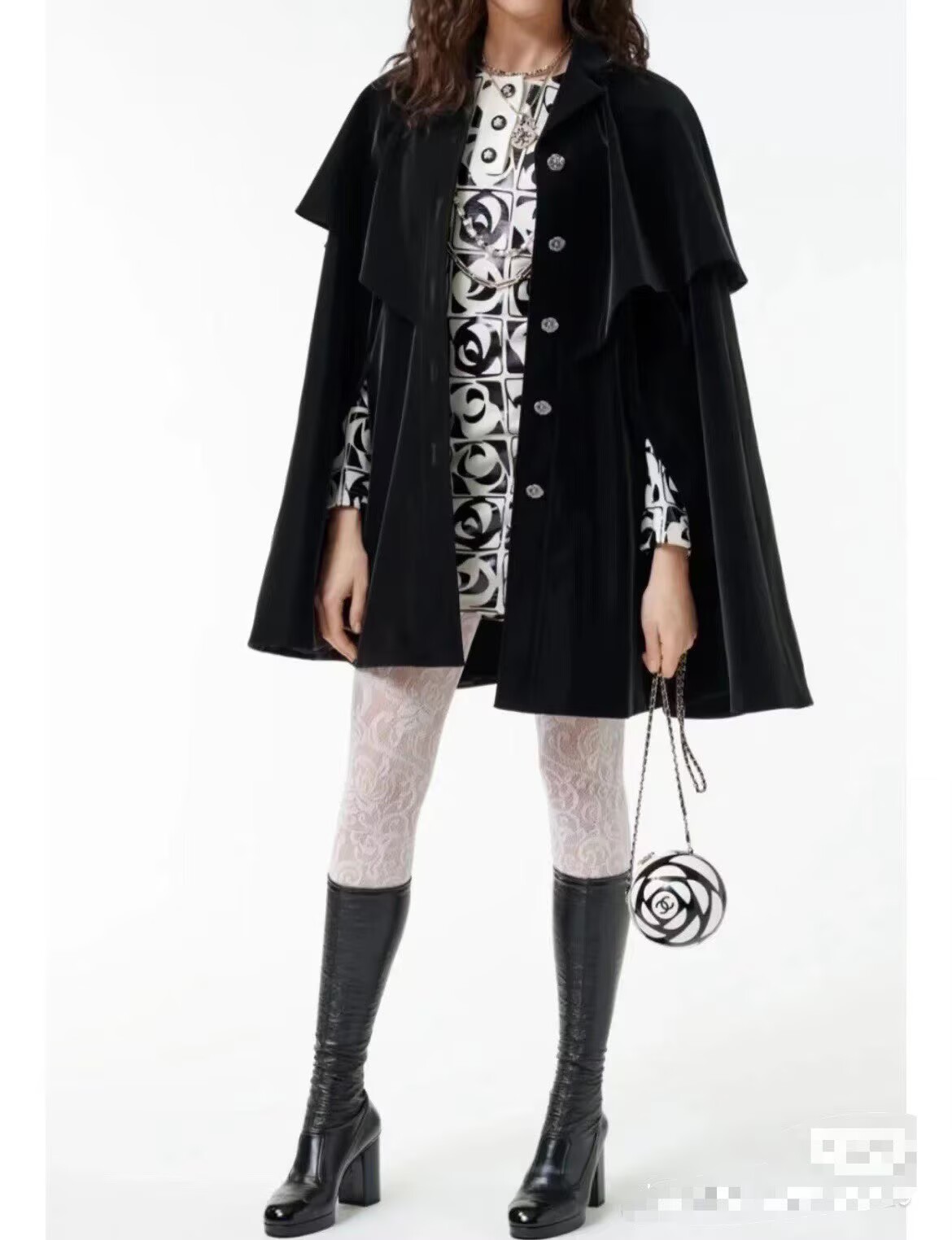 Chanel Camellia Mini Ball Bag 63029 White&Black