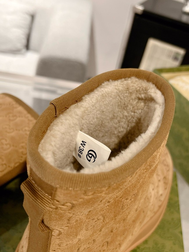 Gucci Womens boot with merino wool lining 857912-4