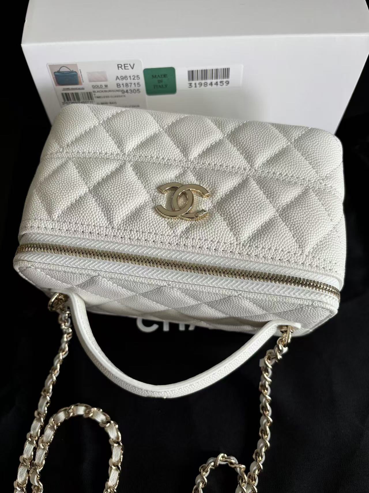 Chanel 25C Original Caviar Leather A96125 White