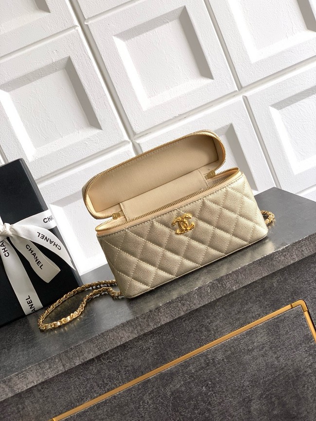 Chanel Vanity with Chain 26C AP4936 gold