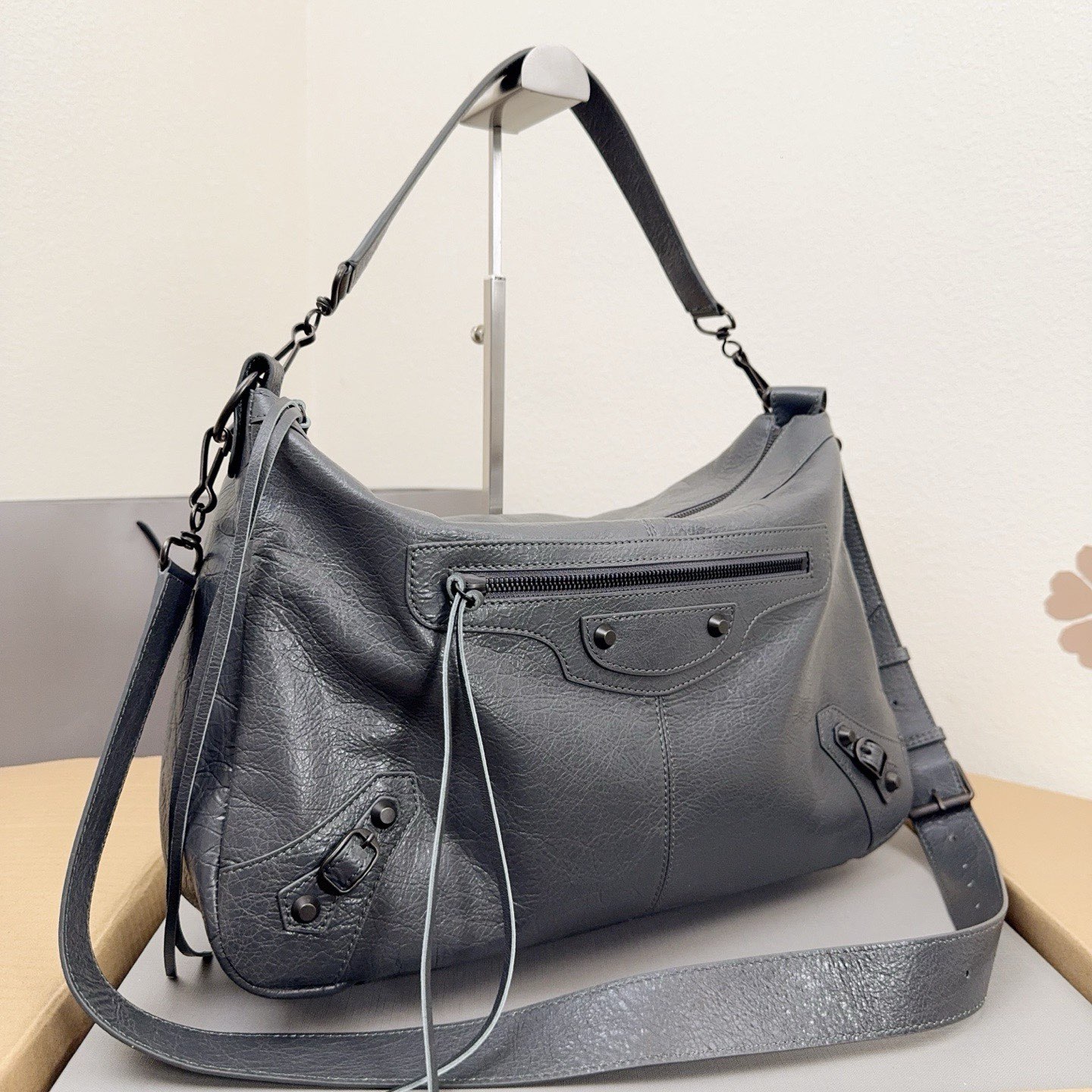 Balenciaga Original Leather Handbag 2185 Gray