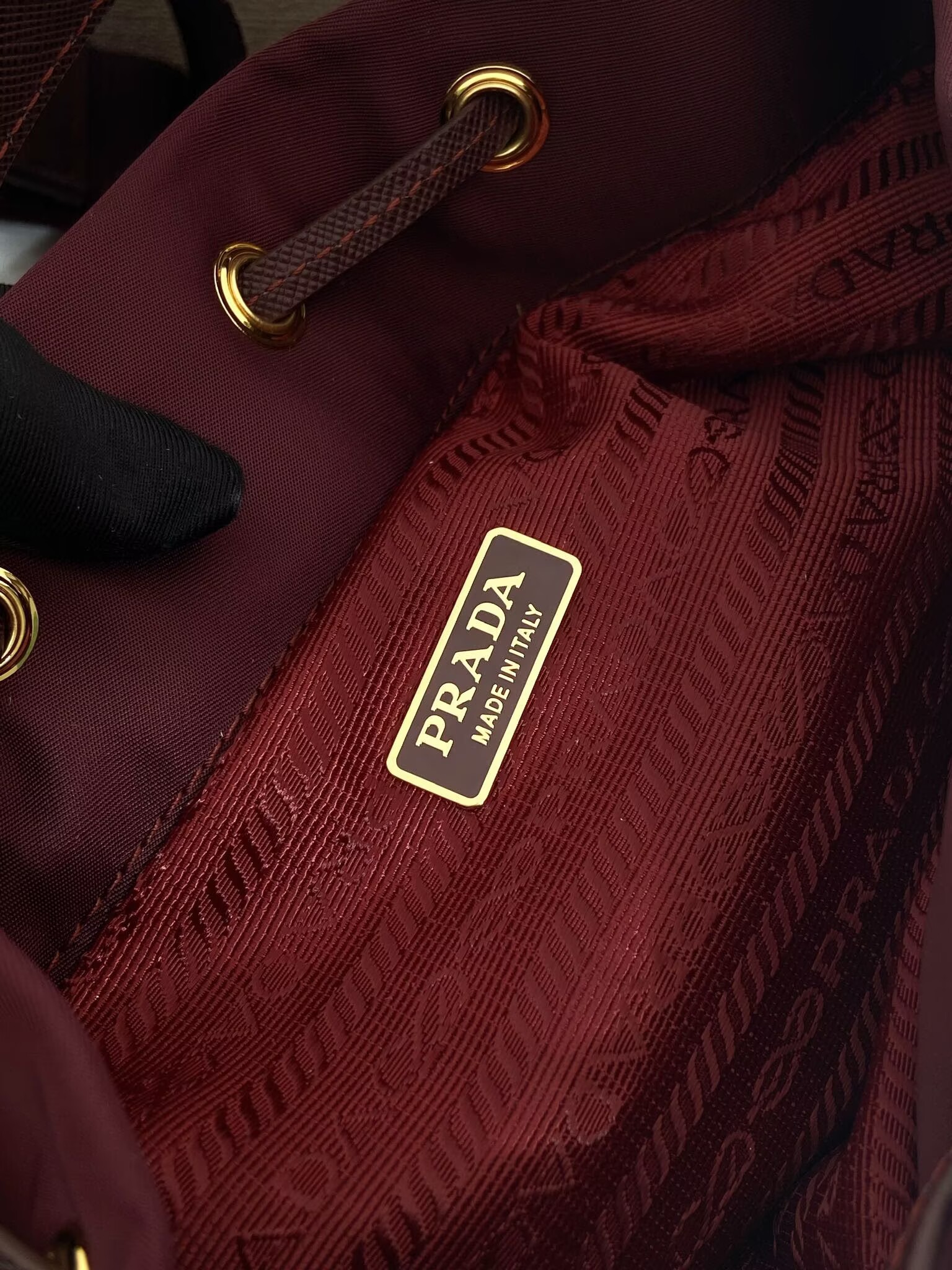 Prada Re-Edition nylon Tote bag 81166 Burgundy 