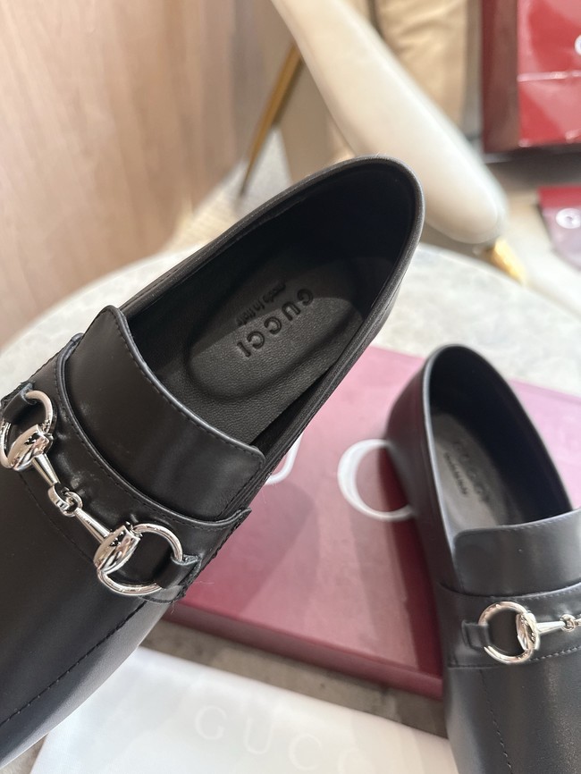 Gucci Womens Jordaan loafer 66987-4