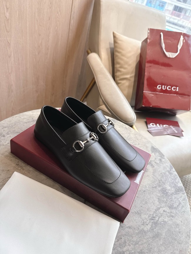 Gucci Womens Jordaan loafer 66987-4