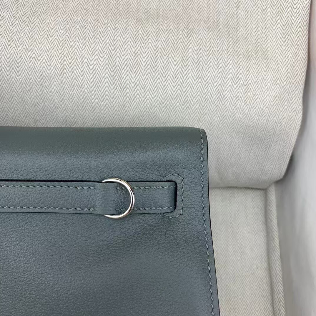 Hermes Kelly Danse Original Evercolor Leather 22CM KL22 Almond Green Silver-Tone