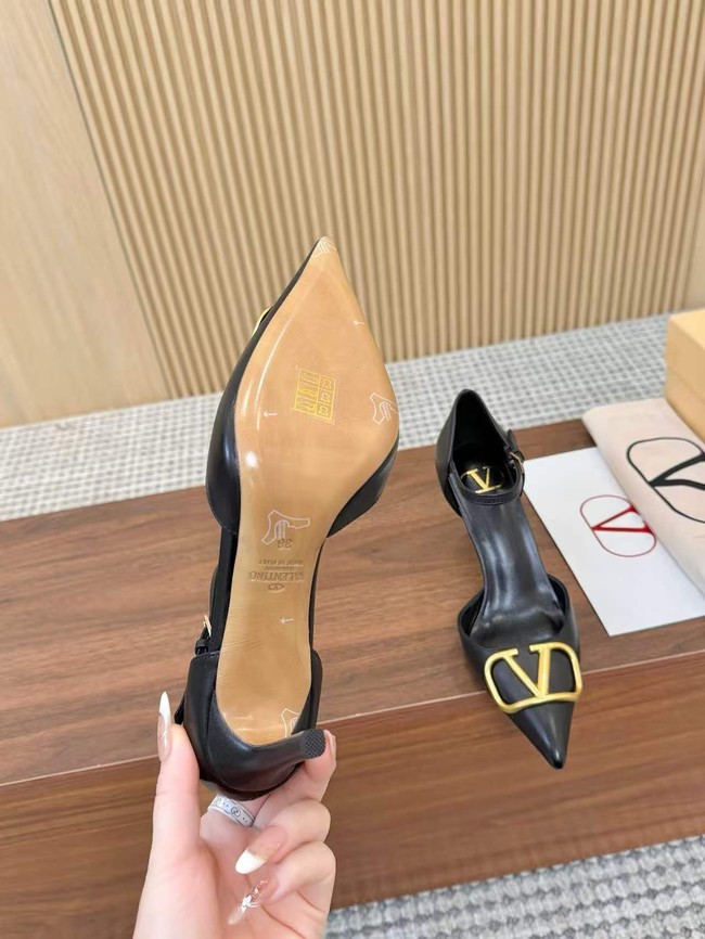 Valentino WOMENS Sandals 66993-7