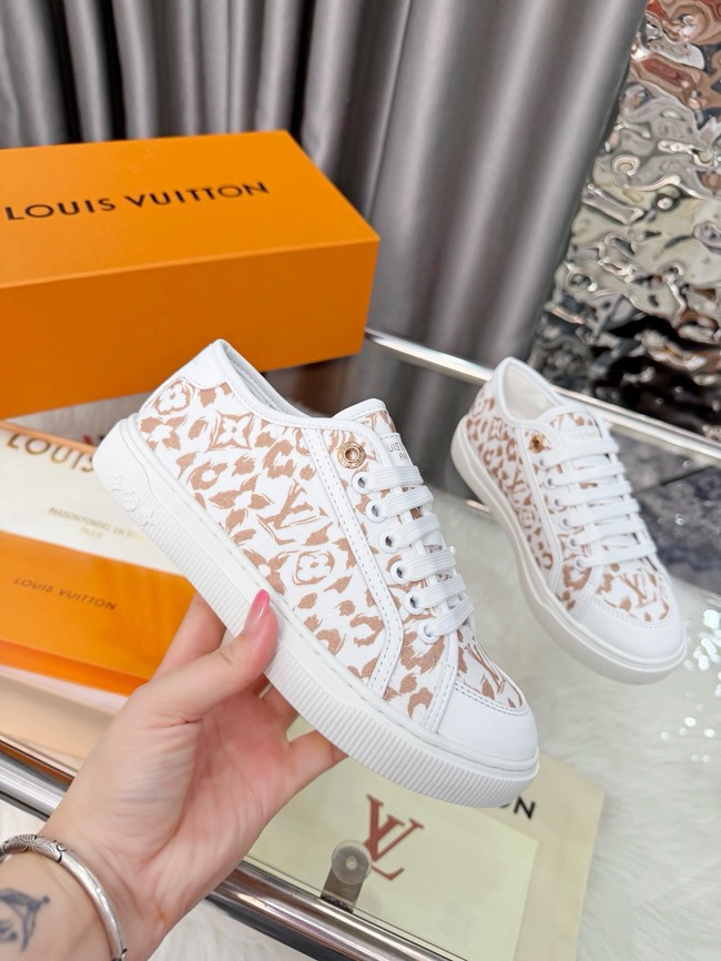 Louis Vuitton Trainer Sneaker 1AJJUR-1