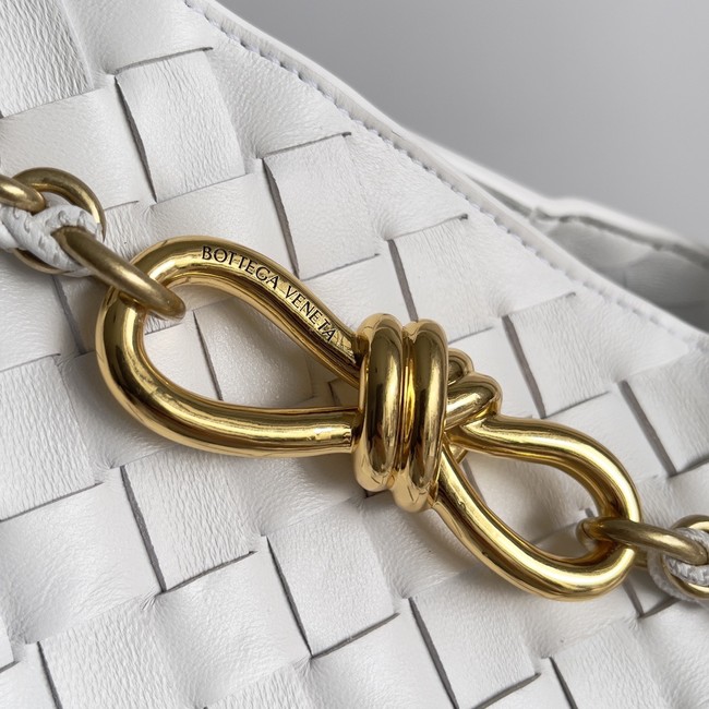 Bottega Veneta Medium Andiamo 766016V white