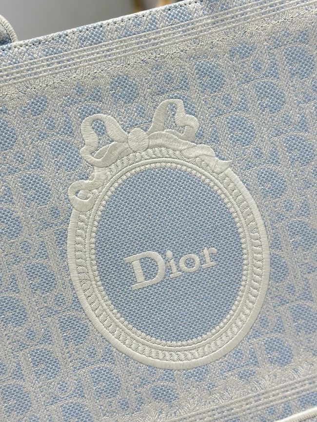 Medium Dior Book Tote with Strap M1354PEH-3