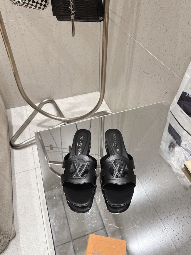 Louis Vuitton Isola Flat Mule 1AK4QO-8