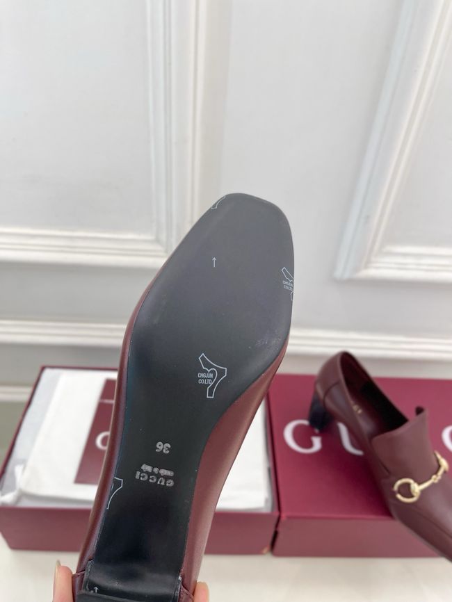 Gucci Womens pump with Horsebit 64200-4