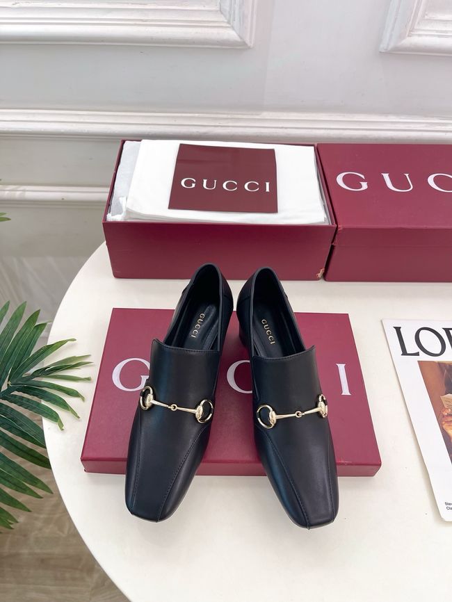 Gucci Womens pump with Horsebit 64200-6