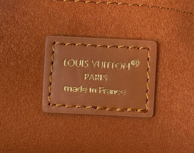 Louis Vuitton Alma BB M26409 camel