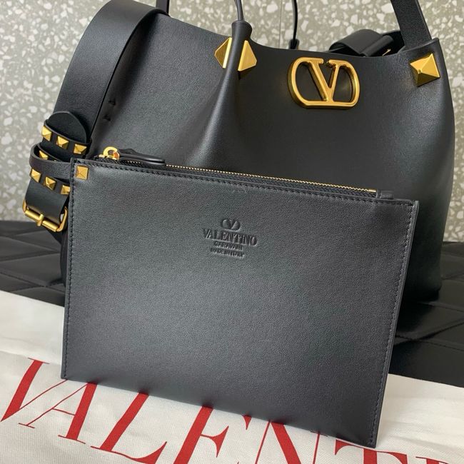 VALENTINO Medium Sheepskin Shoulder Bag 0112L black