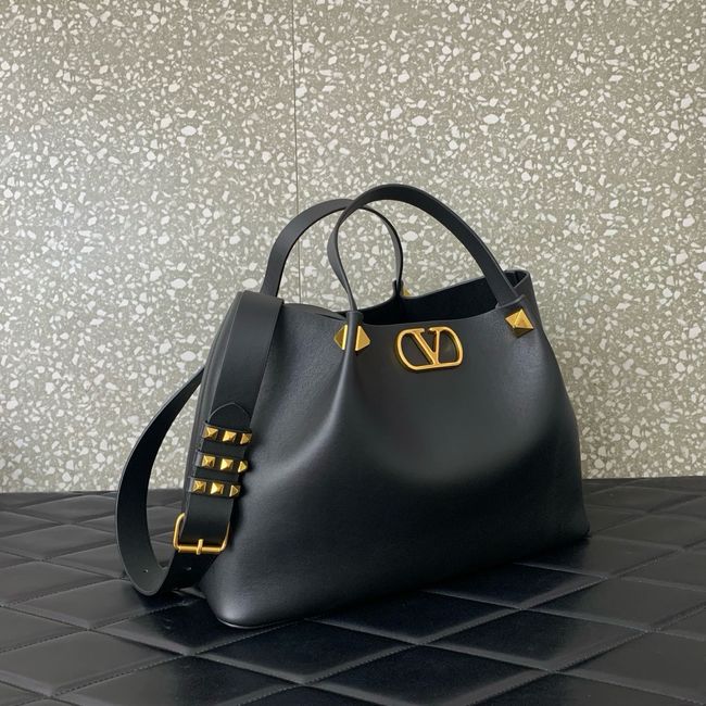 VALENTINO Medium Sheepskin Shoulder Bag 0112L black